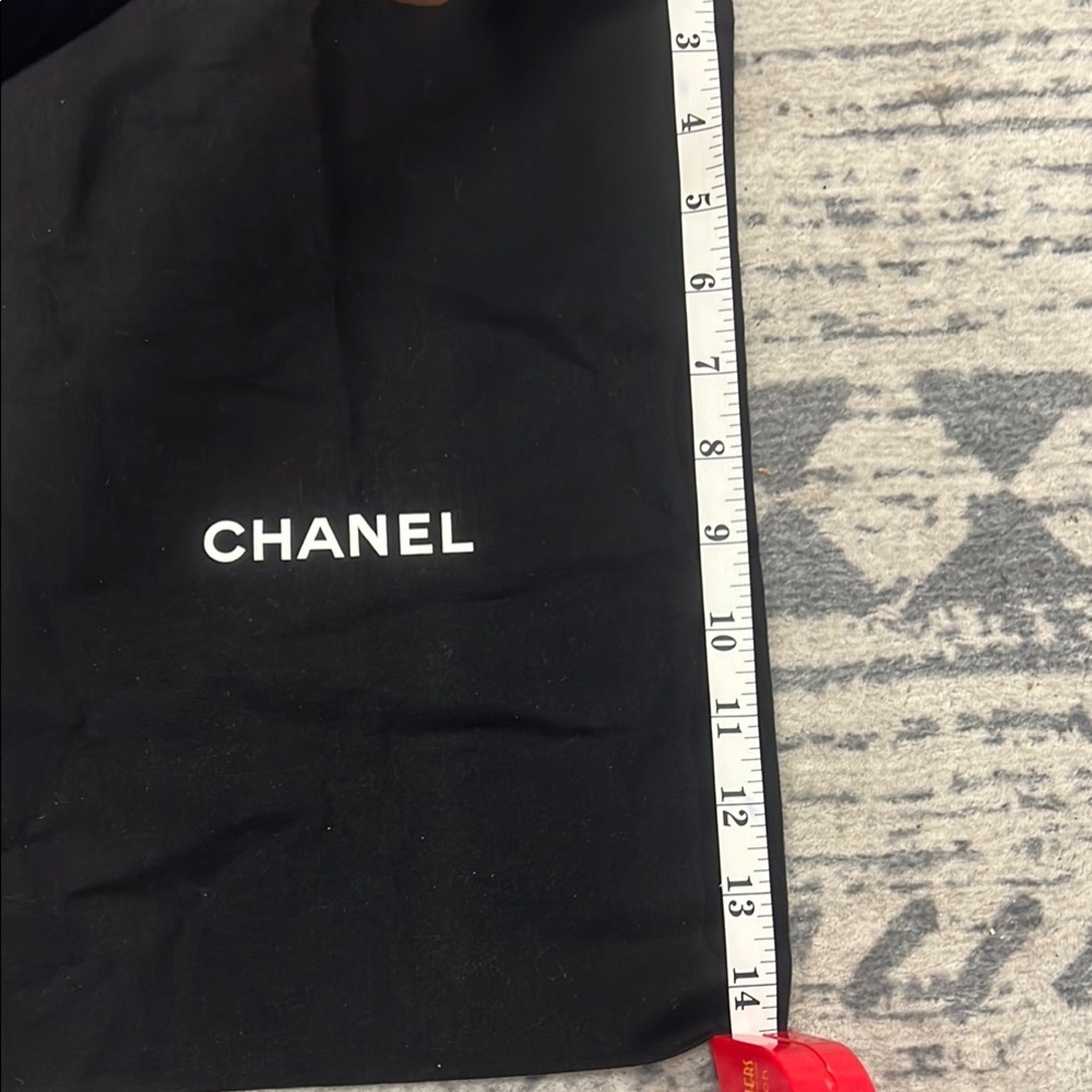 Chanel Black Dust Bag - Picture 2 of 3